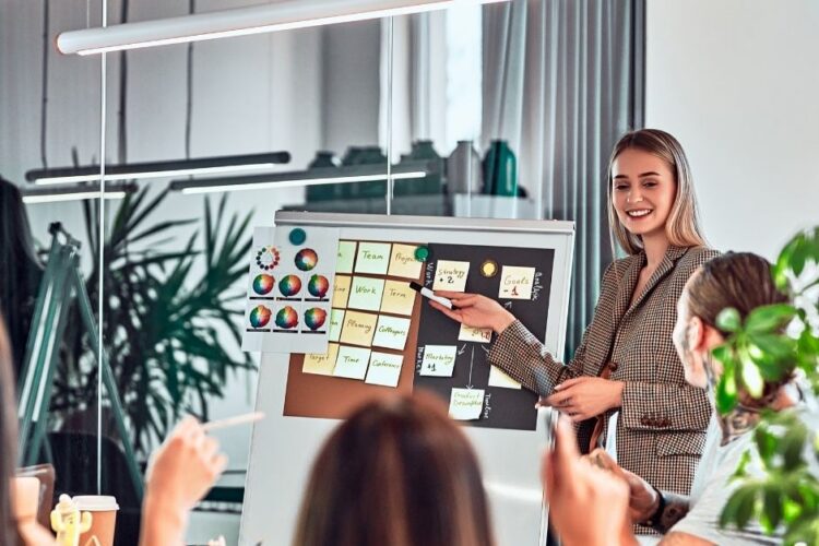 Digital Marketing or Traditional Marketing